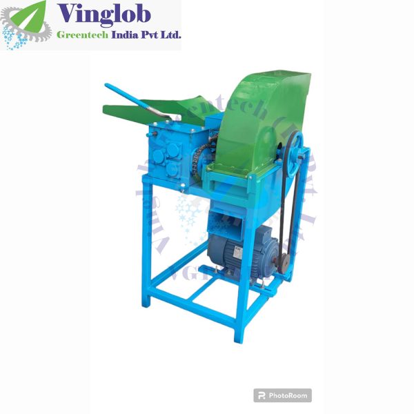 Heavy-Duty Blower Type Chaff Cutter 1500 kg/hr Without Motor