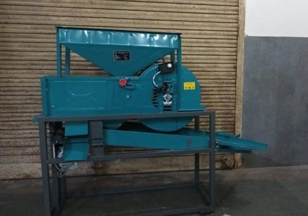 Double Motor Grain Winnower Grader and Cleaner Machine 500 - 600 kg Per Hour - Image 3